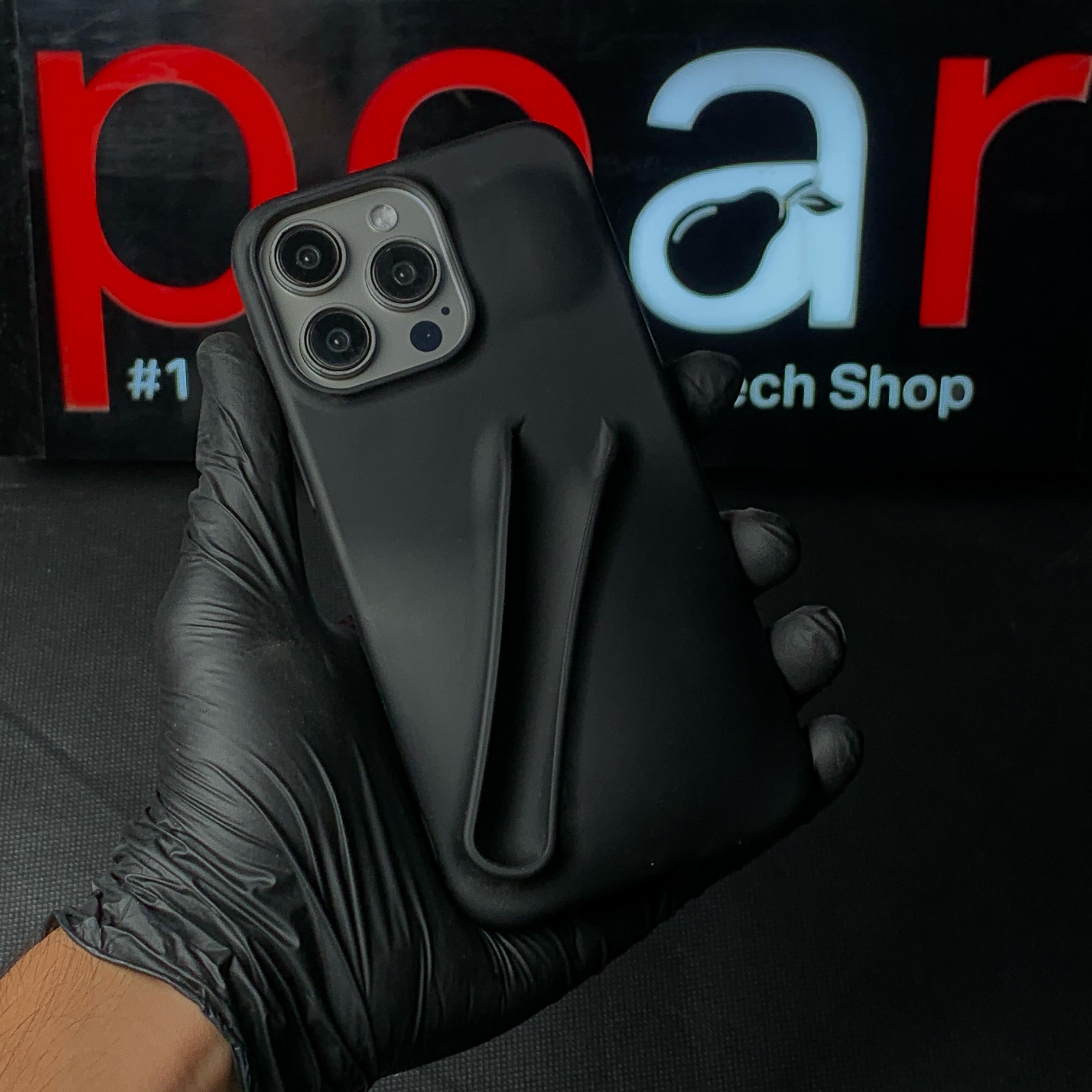 iPhone 15 Pro Max Black Lipgloss Holder Case (RPS)