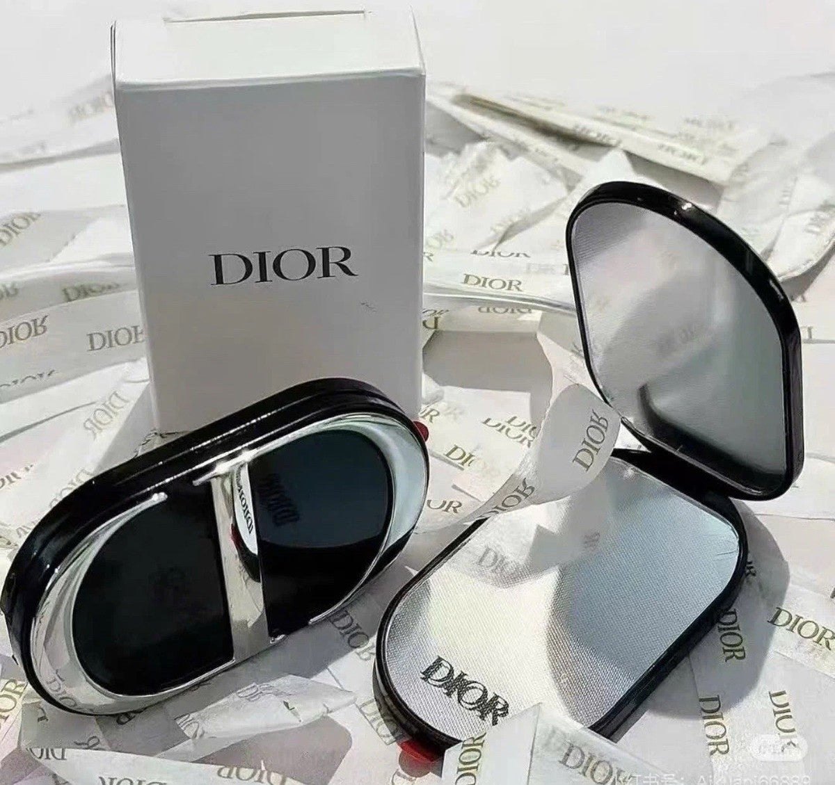 CD Beauty Phone Dual Mirror Holder Premium Essentials